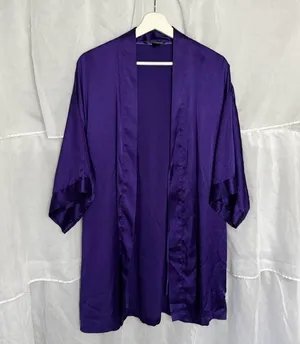 Victoria’s Secret Satin Short Kimono Robe thumbnail 1