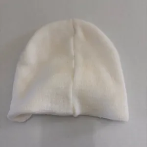 Disney Mickey Mouse White Knit Y2K Beanie Mcbling Newsboy Cap Womens One Size thumbnail 2