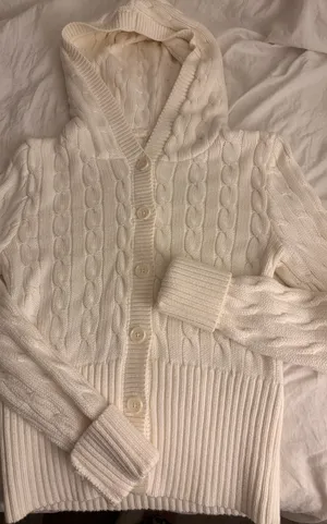 Brandy Melville Sweater thumbnail 1