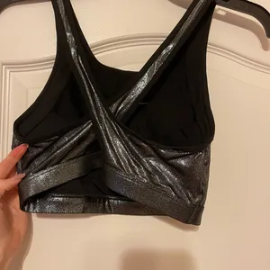 pink sports bra thumbnail 2