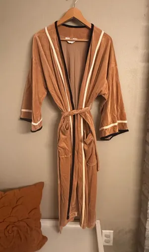 CHRISTIAN DIOR MONSIER Velvet‎ Robe with Contrast Trim thumbnail 1