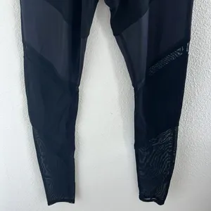 Alo Moto Style Active Legging Mesh Detailing Black Small thumbnail 4