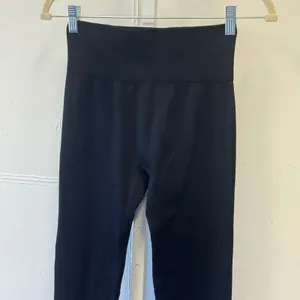GQQQ Ribbed Seamless High Waisted Cropped 7/8 Leggings Black Med Athletic Yoga thumbnail 3