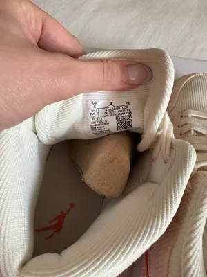 Women’s Air Jordan 1 Mid Corduroy thumbnail 3