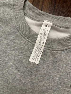 Alo Accolade Set Gray Large Crewneck + Shorts thumbnail 3