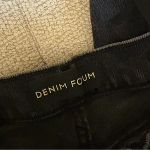 DENIM FORUM The Arlo‎ high Rise Jeans Size 26 thumbnail 2
