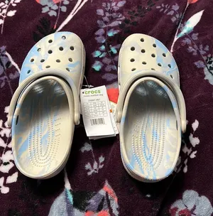 Size 8 thumbnail 1