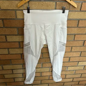 Lululemon Mesh In Motion Crop 23" White Athletic Leggings Size 8 thumbnail 3