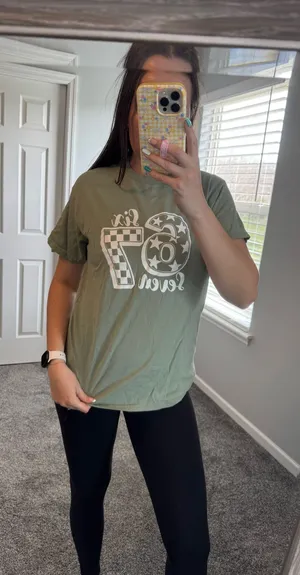 Gildan 6-7 tshirt thumbnail 1