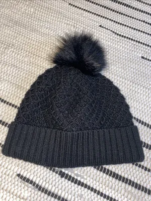 lululemon Merino Wool Black Knit Beanie with Faux Fur Pom thumbnail 5
