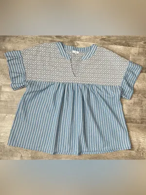 Boho Blue Patterned Short-Sleeve Tunic Top - Lightweight Peasant Style thumbnail 2