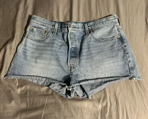 Levi's Light Blue Denim 501 Cutoff Shorts Size 34 thumbnail 1