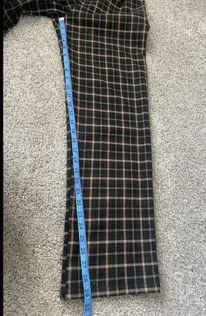 Brandy Melville Green Plaid Trousers thumbnail 8