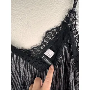 H&M Metallic Lace Cami Top 6 Black Silver Shimmer Glam Dark Fairy Y2K‎ Baddie thumbnail 2
