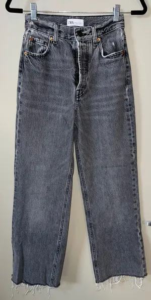 grey  jeans thumbnail 1