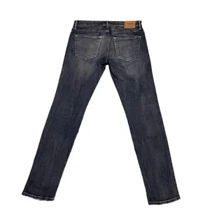 NWOT 31 W 32 L Abercrombie & Fitch Dark Blue Skinny Jeans 95% Cotton Streetwear thumbnail 2