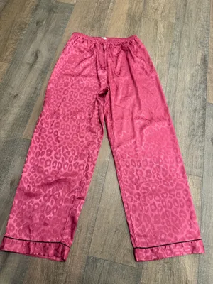 Amazon pink cheetah pajama set thumbnail 5