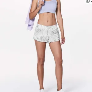 Lululemon Hotty Hot Shorts in the Mini Twine White Multi / White color thumbnail 11