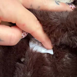 Cowhide print slippers thumbnail 4