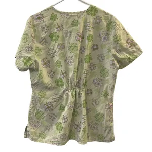 Women's Holiday Scrub Tops Size M Size M thumbnail 6