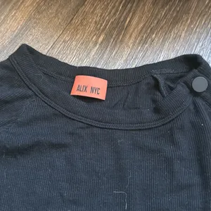Alix NYC BLACK SHIRT Size M thumbnail 2