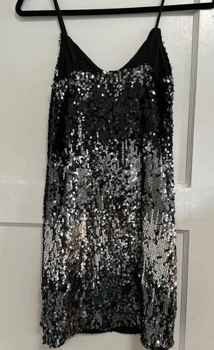 EXPRESS Black Ombré Sparkly Dress thumbnail 6