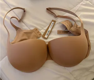 Skims bra thumbnail 1