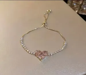 1pc Cool Style Sparkling Zirconia Heart Bracelet Pink thumbnail 4