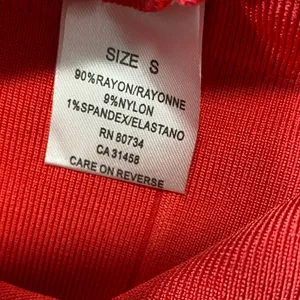 Herve Leger Crimson Strappy Bandage Mini Dress Size S 90% Rayón 9% Nylon thumbnail 10