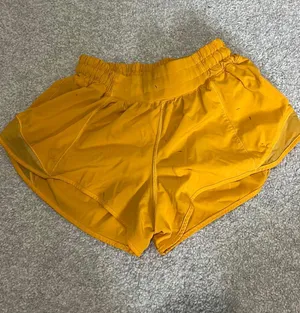 Lululemon Shorts thumbnail 1