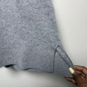 Halogen Women 100% Cashmere V-Neck Sweater M Gray Academia Preppy Luxury thumbnail 6