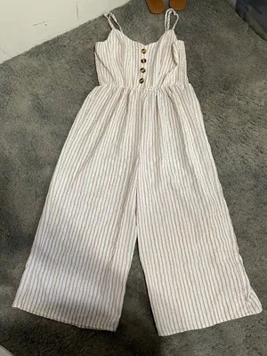 Romper Size M thumbnail 1
