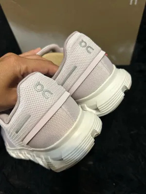 ON CLOUD 6 pink athletic training running shoes sneakers women’s 8 new thumbnail 4