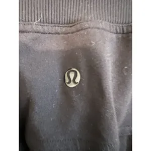 Lululemon Women’s Size 6 True Black Straight Leg‎ Joggers Rear And Side Pockets thumbnail 4