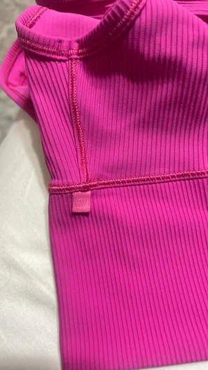 Lululemon Reversible V-Neck Align Sports Bra thumbnail 6