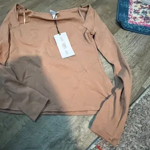 NWT‎ Future Collective medium top Tan thumbnail 4