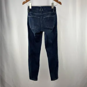 Good‎ American Good Leg Crop in Blue 260 Size 0 or 25 thumbnail 7