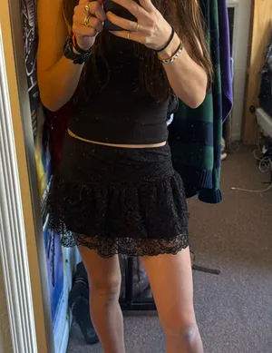 Black skirt  thumbnail 2