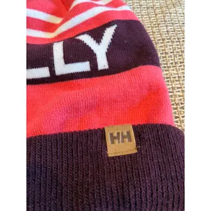 Helly Hansen NWOT Womens Ridgeline Pom Beanie Knit Winter Hat 67150 thumbnail 2