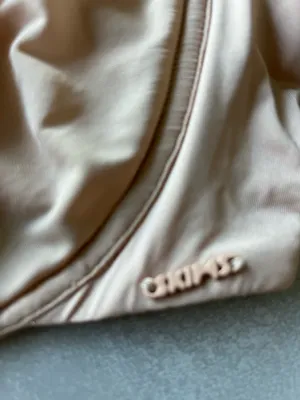Skims bra  thumbnail 8