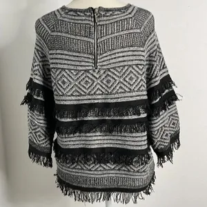 Gallarda Galante fringe geometric elbow length sweater. Size F. Size M. thumbnail 3