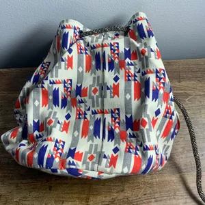 Kavu Bucket Bag/ canvas sling‎ bag thumbnail 2