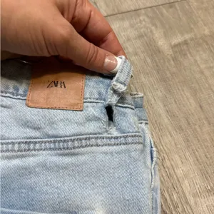 •ZARA• JEANS thumbnail 7