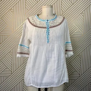 Love Sam Abigail Embroidered Peasant Top‎ in White thumbnail 3