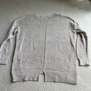 LOFT Light Cream Crew Neck Cable Sweater Size M thumbnail 6