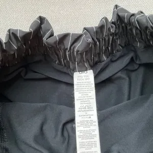Alo Yoga Pinstripe Daylight Mini Skirt Black/Titanium XXS thumbnail 4
