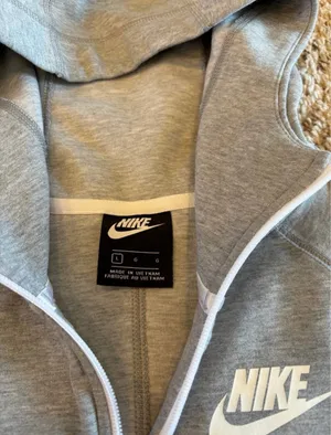 Women’s Nike Tech Fleece Hooded Jacket thumbnail 4