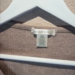 Bozzolo Women’s Cropped Henley Style Shirt Brown Taupe Size Small thumbnail 5