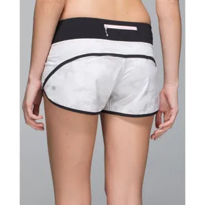 Lululemon Speed Short *4-way Stretch 2.5" Nimbus Puff Size 4 GUC thumbnail 2
