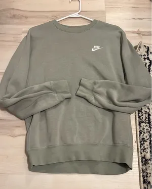 Green Nike Crewneck Sweatshirt thumbnail 1